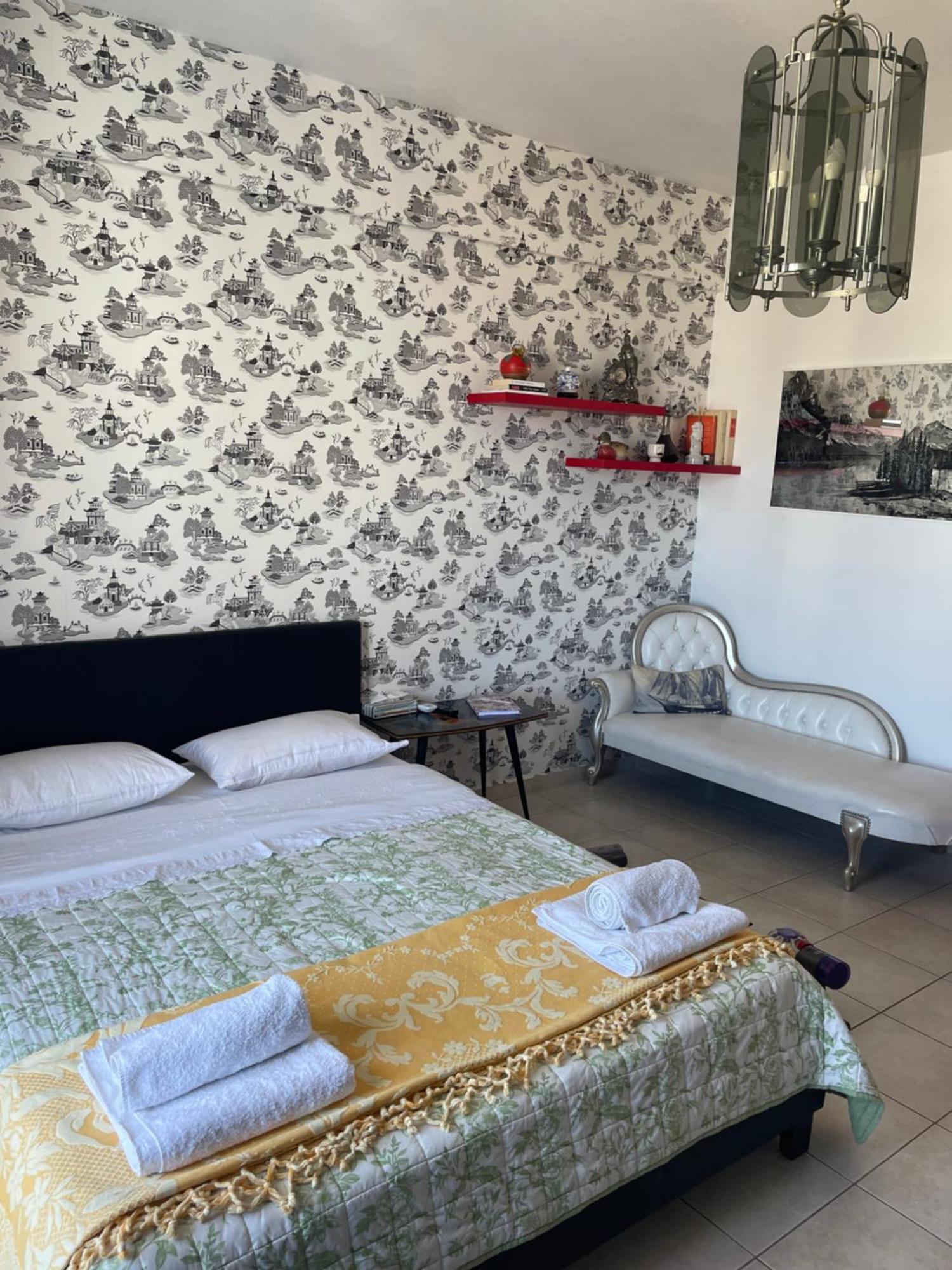 Retire Flat In The Heart Of City Ираклио Екстериор снимка